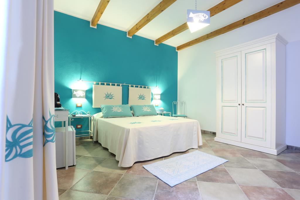 Quadruple Room Private Bathroom