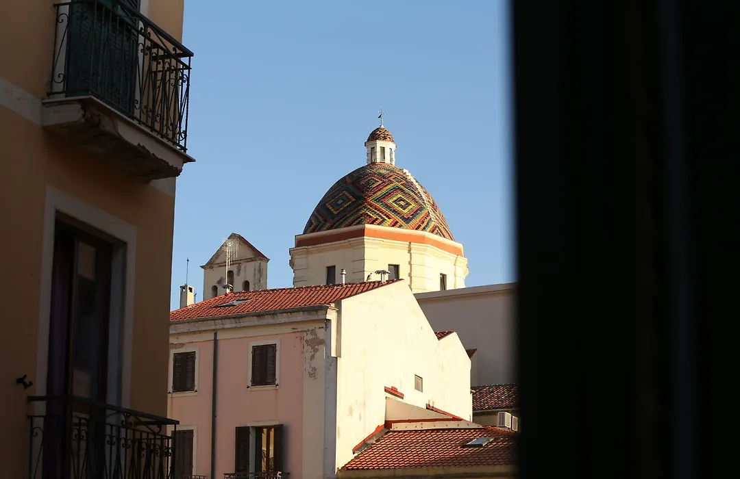 Palau De Rosa-1
